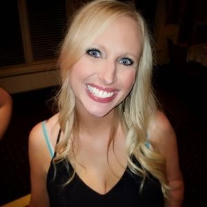 Meet your Posher, Traci